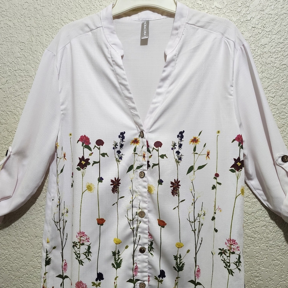 Noracora White 3/4 Sleeve Embellished Button Down Shirt (Unbranded) - Picture 2 of 10